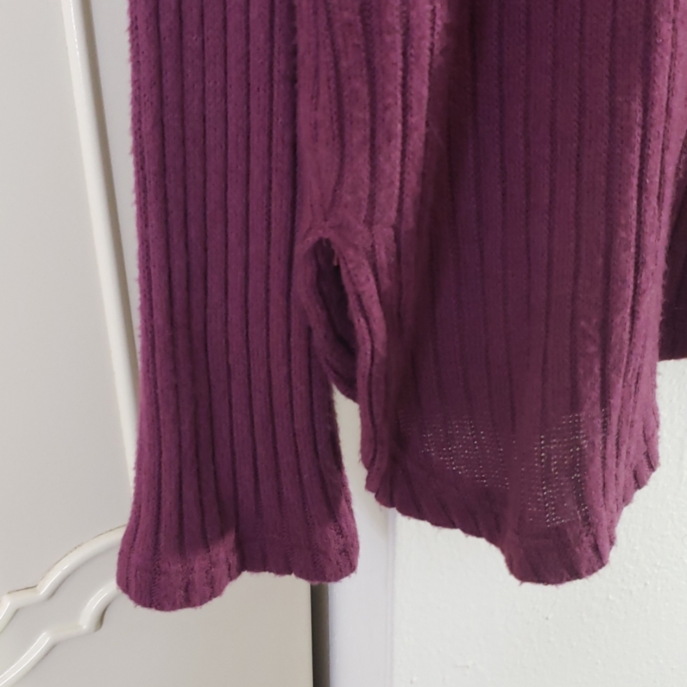 American Eagle soft & sexy rib long sleeve top - Picture 5 of 5